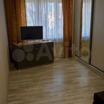 Сдается 1-комнатная квартира, 32 м²