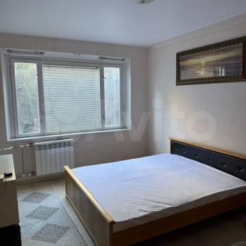 Сдается 1-комнатная квартира, 40 м²