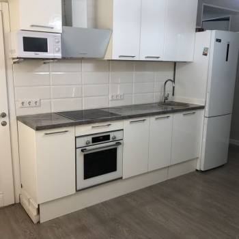 Продается Многокомнатная квартира, 65 м²