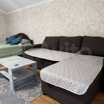 Сдается 1-комнатная квартира, 35 м²