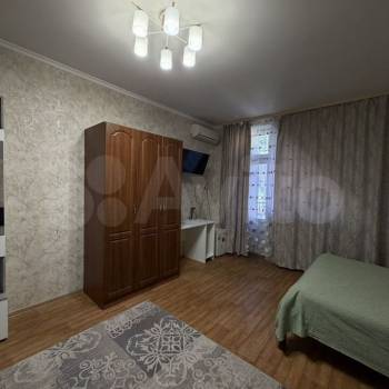 Сдается 1-комнатная квартира, 35 м²