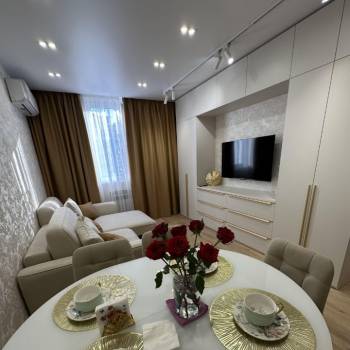 Продается 3-х комнатная квартира, 48 м²