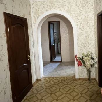 Сдается Многокомнатная квартира, 100 м²