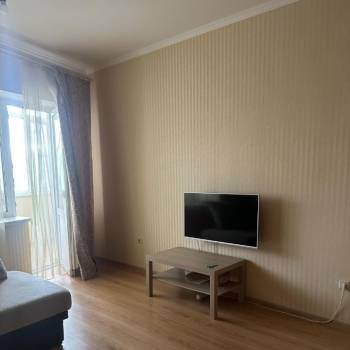 Сдается Многокомнатная квартира, 56 м²