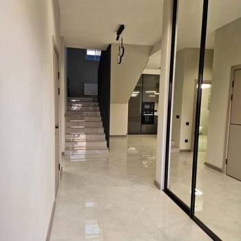 Продается Дом, 213 м²