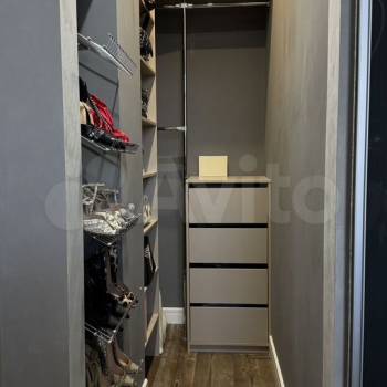 Продается 1-комнатная квартира, 32 м²