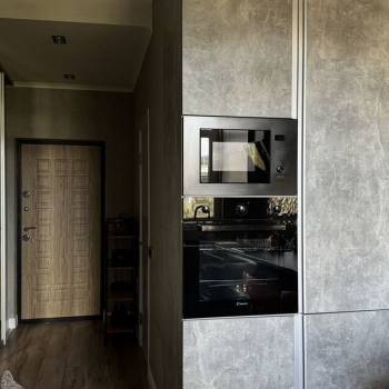 Продается 1-комнатная квартира, 32 м²