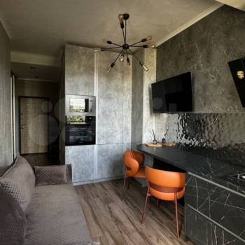 Продается 1-комнатная квартира, 32 м²