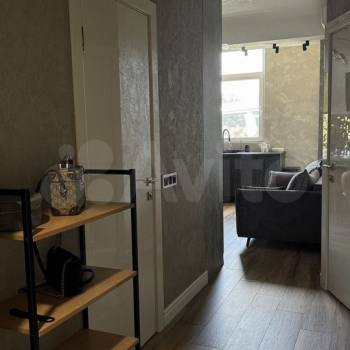 Продается 1-комнатная квартира, 32 м²