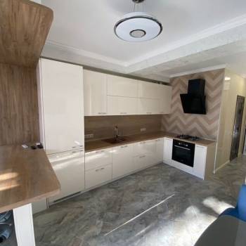 Сдается 1-комнатная квартира, 50 м²