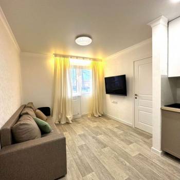 Продается 1-комнатная квартира, 48 м²