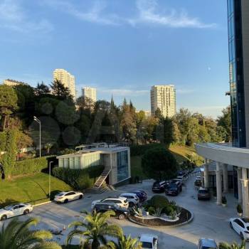 Продается 1-комнатная квартира, 94 м²