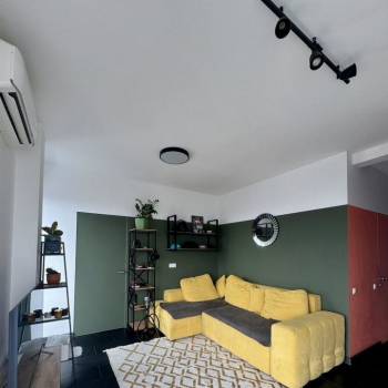 Продается 1-комнатная квартира, 30 м²