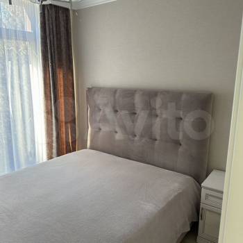 Сдается 1-комнатная квартира, 37 м²