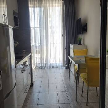 Продается 1-комнатная квартира, 30 м²