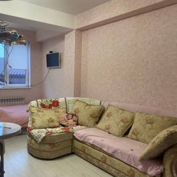 Продается 1-комнатная квартира, 32 м²