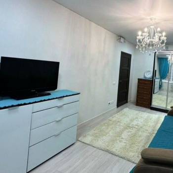 Продается 1-комнатная квартира, 34 м²