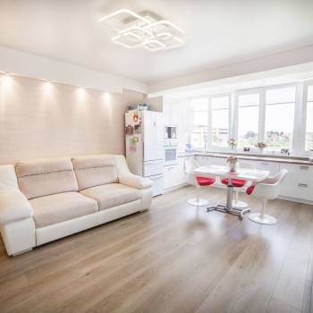 Сдается 2-х комнатная квартира, 60 м²