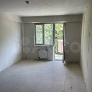 Продается 1-комнатная квартира, 50 м²