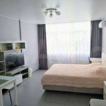 Сдается 1-комнатная квартира, 38 м²