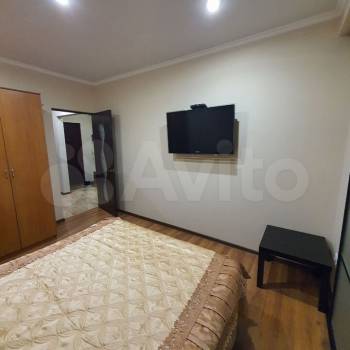 Продается 3-х комнатная квартира, 62 м²