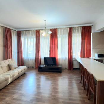 Продается 2-х комнатная квартира, 70 м²