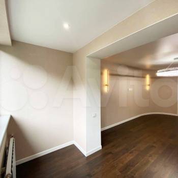 Продается Многокомнатная квартира, 81,5 м²