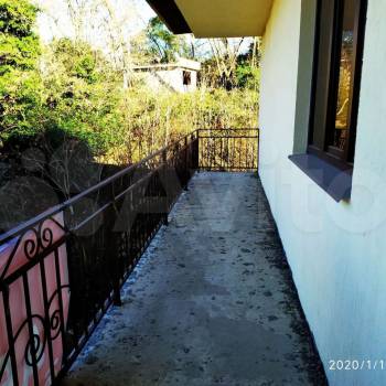 Продается 1-комнатная квартира, 83 м²