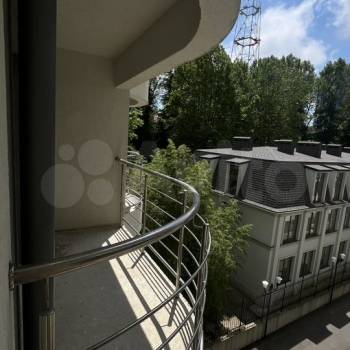 Продается 1-комнатная квартира, 41,9 м²