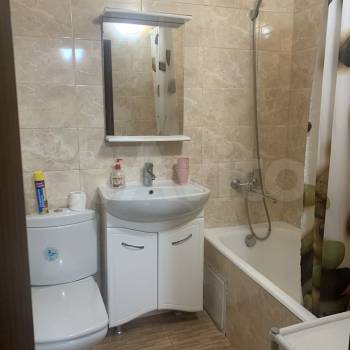 Сдается 1-комнатная квартира, 51 м²