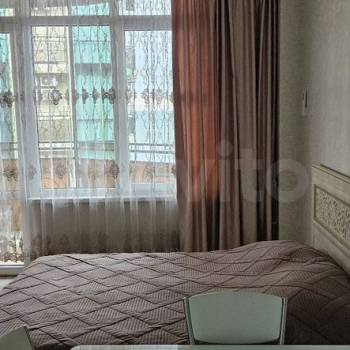 Продается 1-комнатная квартира, 35 м²