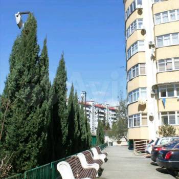 Сдается 1-комнатная квартира, 50 м²