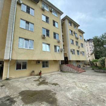 Продается 1-комнатная квартира, 50 м²