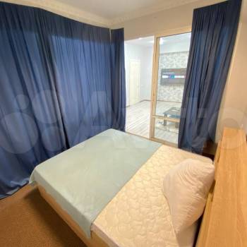 Продается 1-комнатная квартира, 50 м²