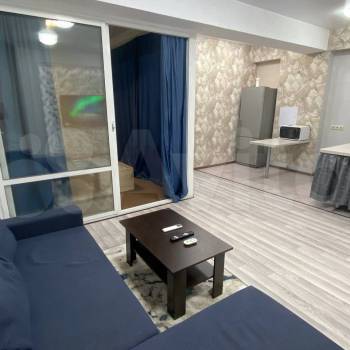 Продается 1-комнатная квартира, 50 м²