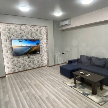Продается 1-комнатная квартира, 50 м²