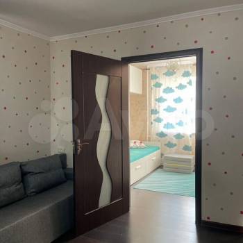 Сдается Многокомнатная квартира, 60 м²