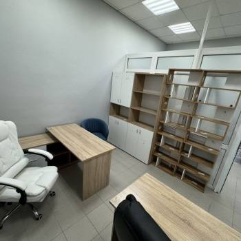 Сдается Нежилое помещение, 64 м²