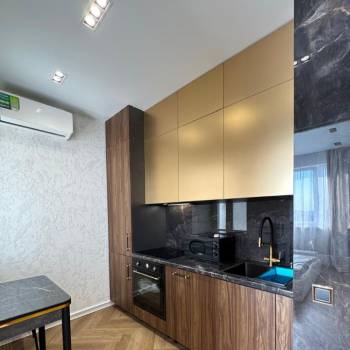 Продается 3-х комнатная квартира, 40,7 м²
