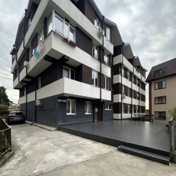 Продается 1-комнатная квартира, 32 м²