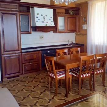 Продается 2-х комнатная квартира, 102,1 м²