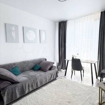 Продается 1-комнатная квартира, 38 м²