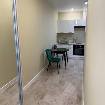 Продается 1-комнатная квартира, 35 м²