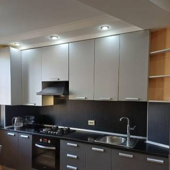 Продается 1-комнатная квартира, 42,2 м²