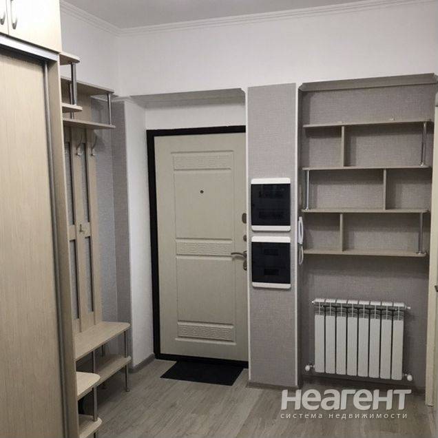 Сдаю 3-х комн. квартиру, ул. Вишневая