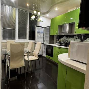 Сдается Многокомнатная квартира, 65 м²