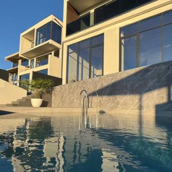 Продается Дом, 240 м²