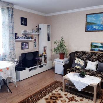 Продается 1-комнатная квартира, 45 м²