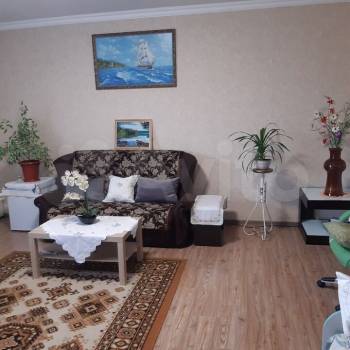 Продается 1-комнатная квартира, 45 м²