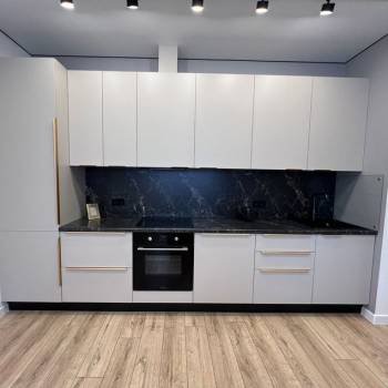 Продается Многокомнатная квартира, 67 м²